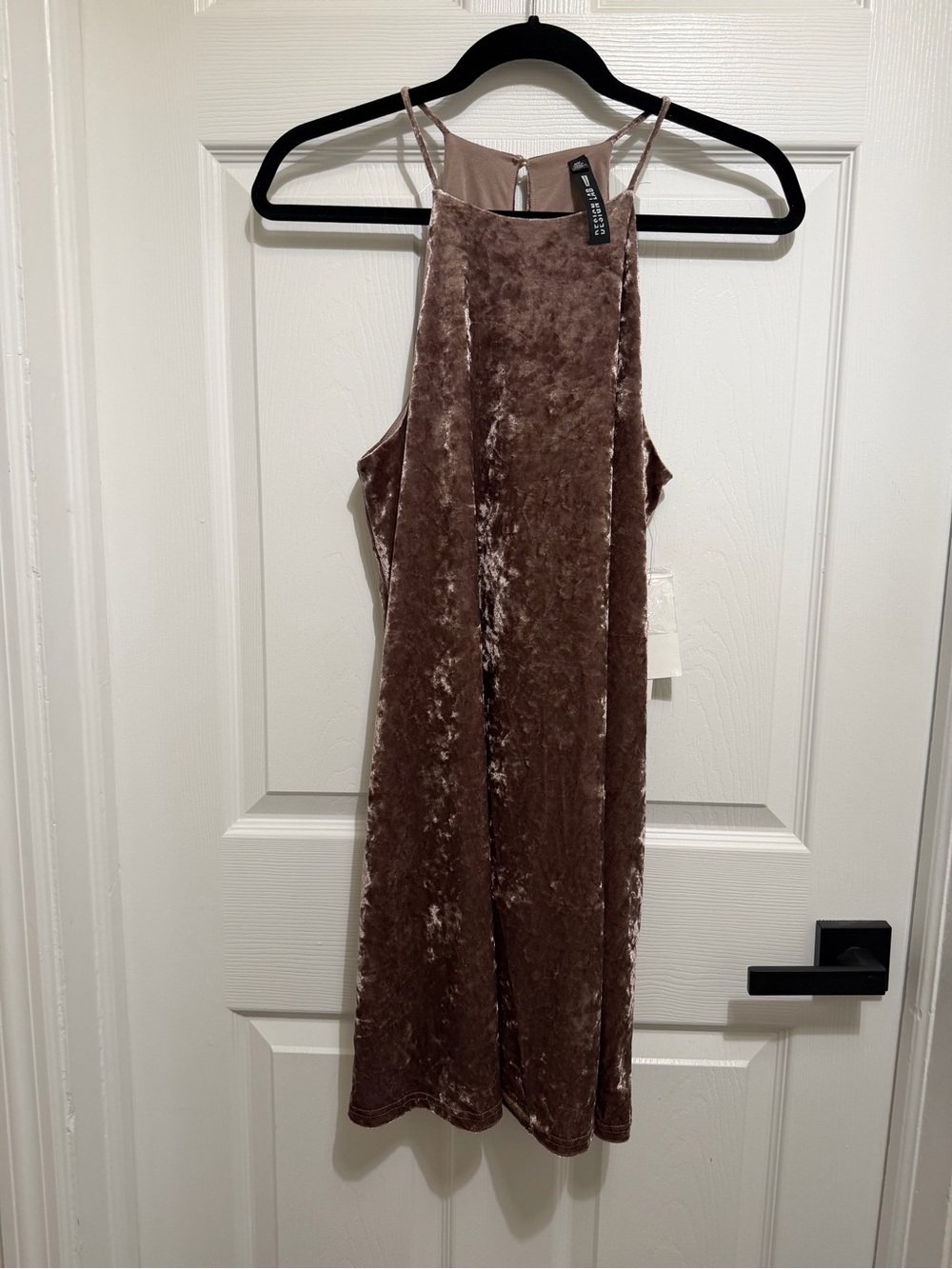 Design Lab Lord & Taylor Crushed Velvet Midi Dress Mauve Brown M NWT